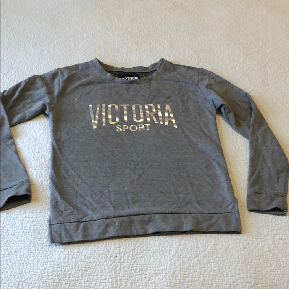 gray pullover